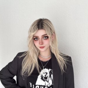 Sam Kat Hollmann